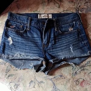 Hollister shorts size 27/5